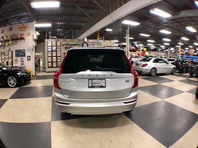 Volvo Xc90  MOMENTUM * 7 МЕСТЕН * PANO * NAVI * КАМЕРА - изображение 6