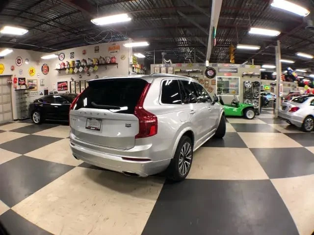 Volvo Xc90  MOMENTUM * 7 МЕСТЕН * PANO * NAVI * КАМЕРА - изображение 7