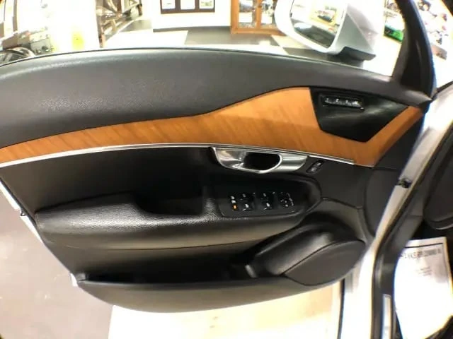 Volvo Xc90  MOMENTUM * 7 ������ * PANO * NAVI * ������ | Mobile.bg � ����������� 13