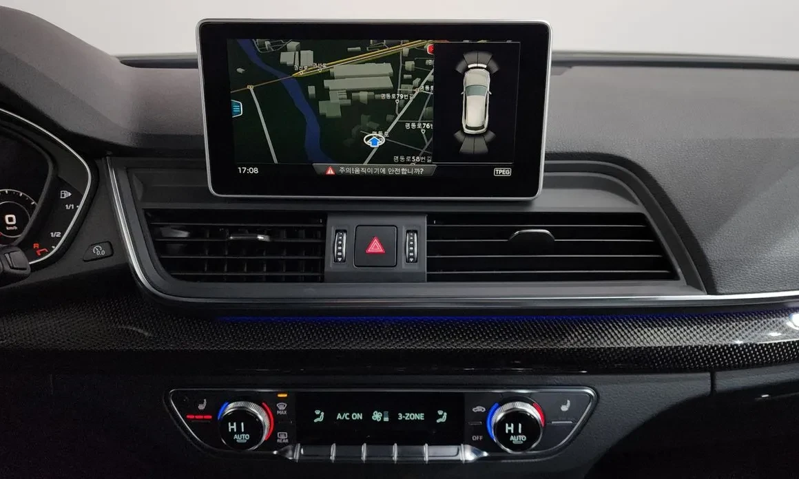 Audi SQ5 3.0TDI Disi* Cam 360* , снимка 13 - Автомобили и джипове - 54471720
