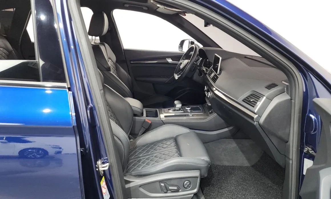 Audi SQ5 3.0TDI Disi* Cam 360* , снимка 10 - Автомобили и джипове - 54471720