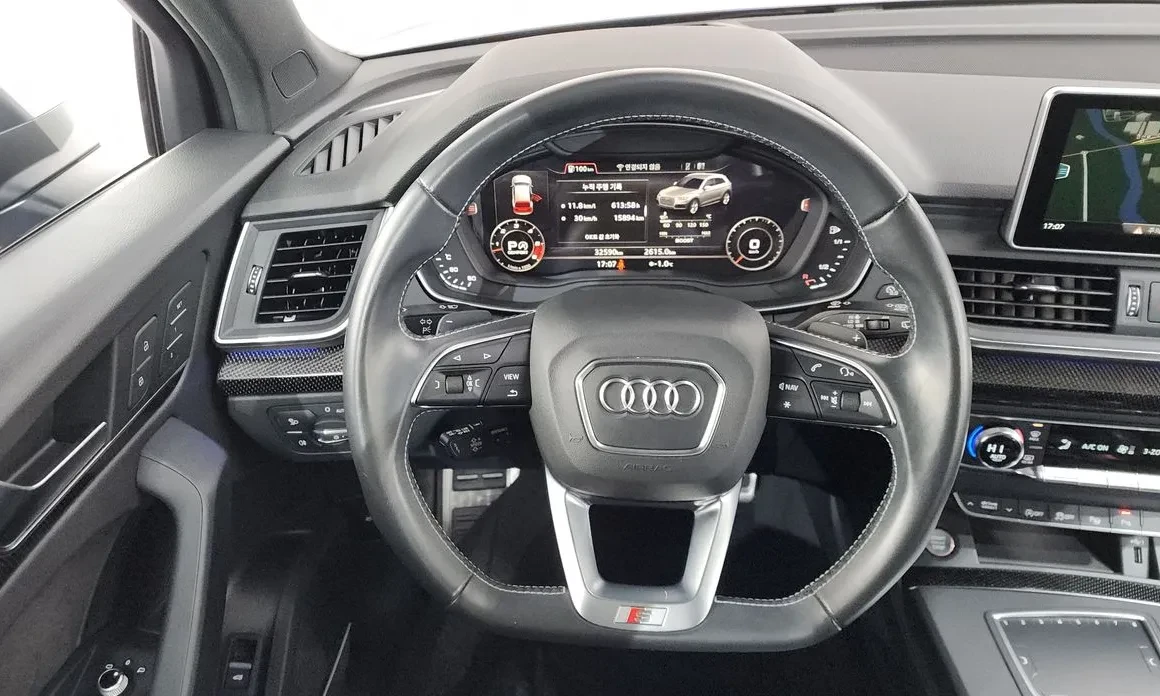 Audi SQ5 3.0TDI Disi* Cam 360* , снимка 12 - Автомобили и джипове - 54471720