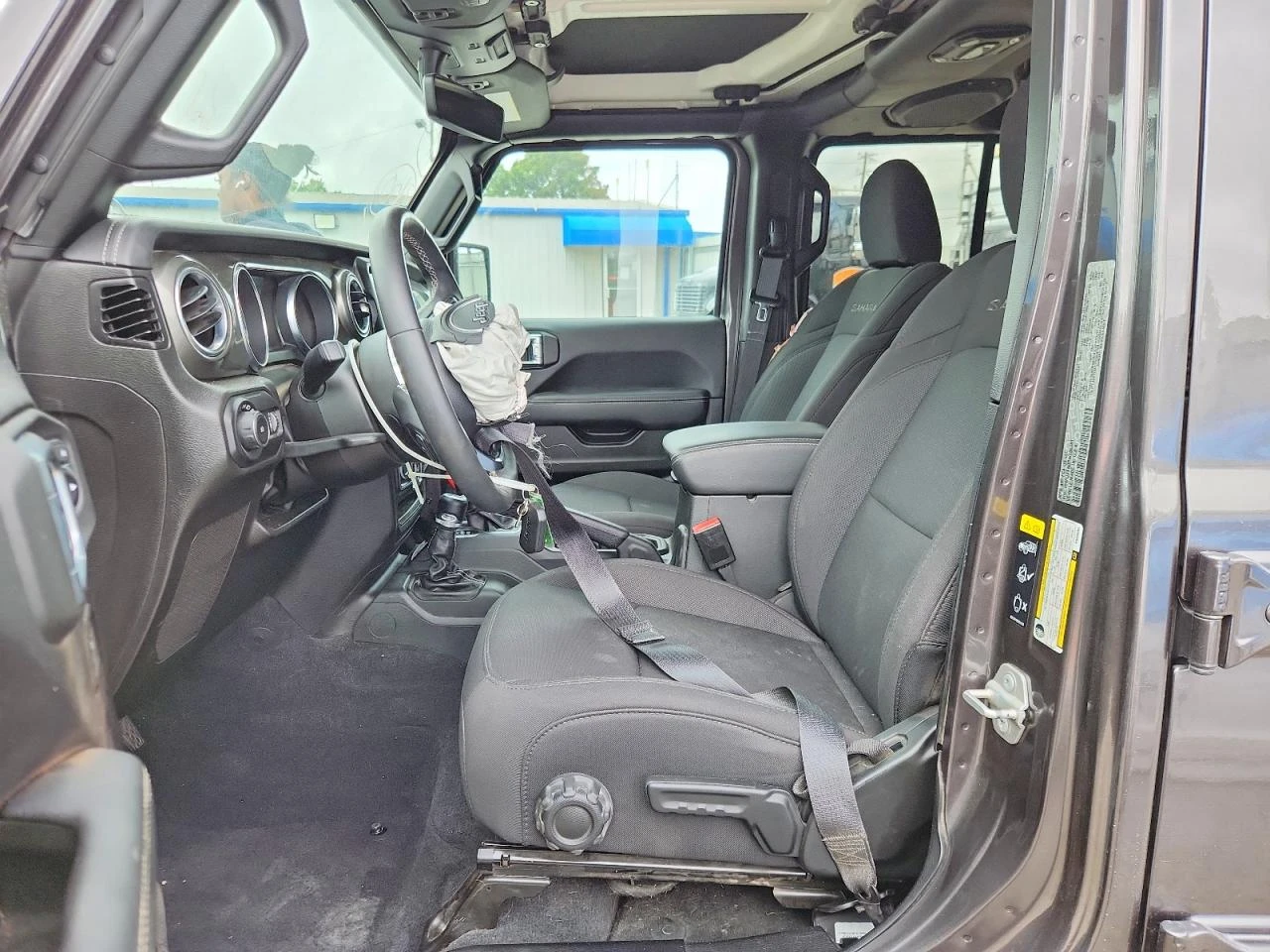 Jeep Wrangler 2.0l Sahara, снимка 7 - Автомобили и джипове - 54558033