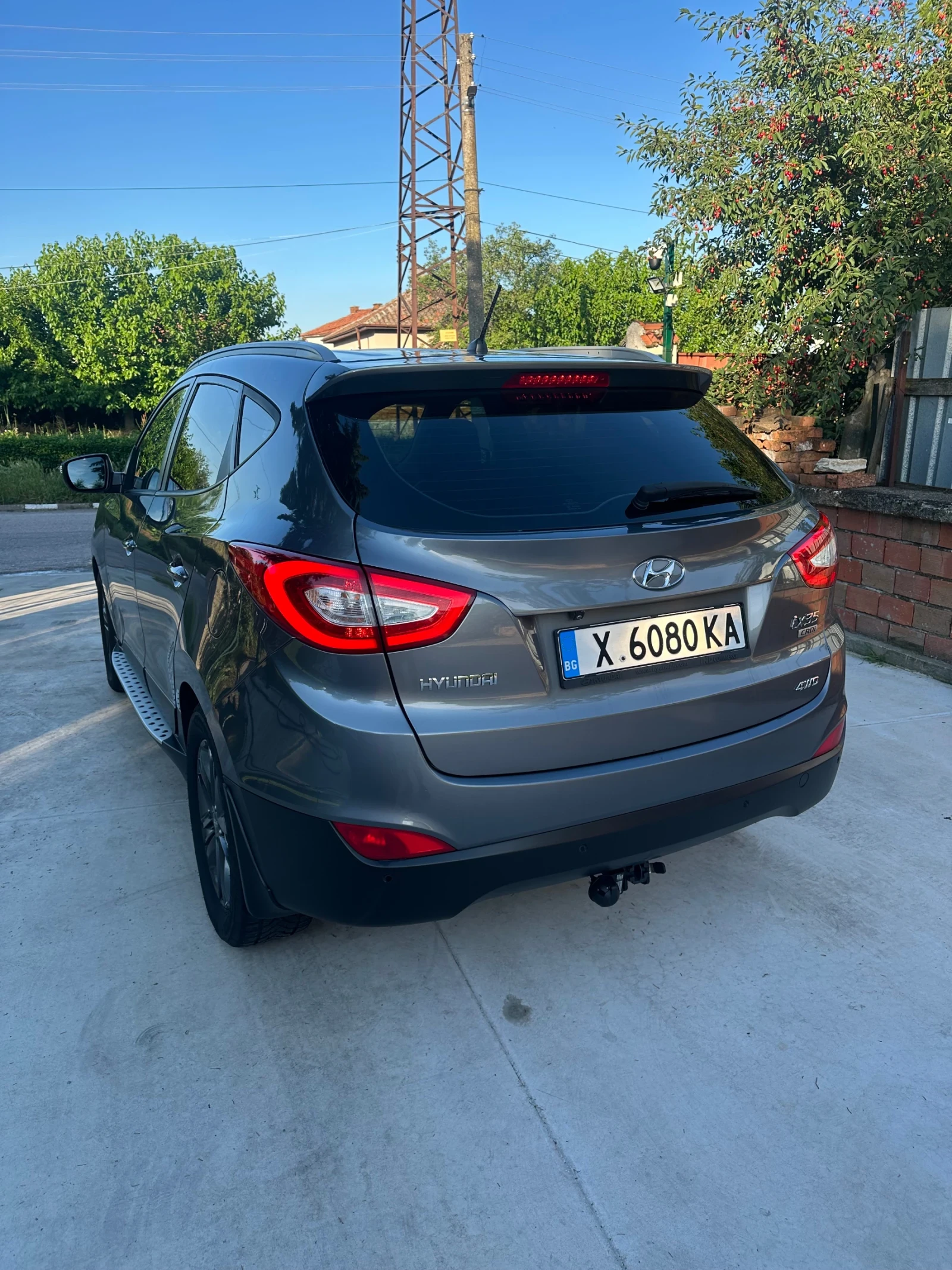 Hyundai IX35 2.0 CRDI 4WD ПЪРВИ СОБСВЕНИК, снимка 2 - Автомобили и джипове - 54931796