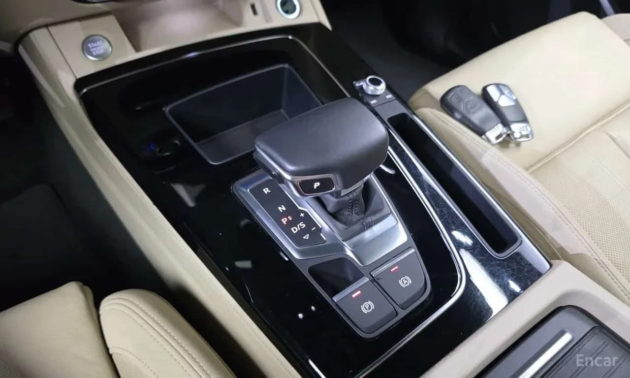 Audi Q5 * 40 TDI Quattro Premium * КРАЙНА ЦЕНА ДО БЪЛГАРИЯ, снимка 9 - Автомобили и джипове - 55569594