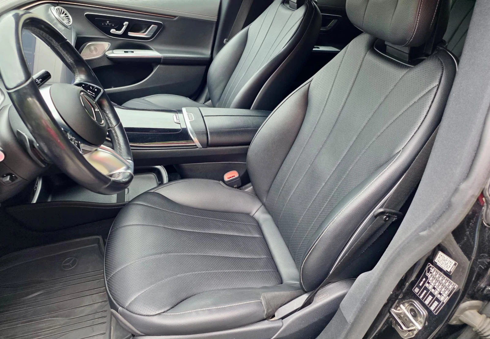 Mercedes-Benz EQE 350+ * Burmester* Подгрев* ЛИЗИНГ , снимка 7 - Автомобили и джипове - 55979275