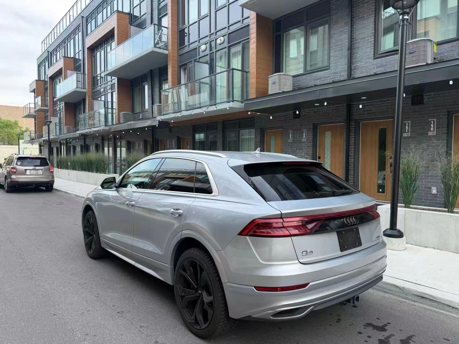 Audi Q8 BANG&OLUFSEN * ���������� * (���� �� ��) | Mobile.bg � ����������� 3