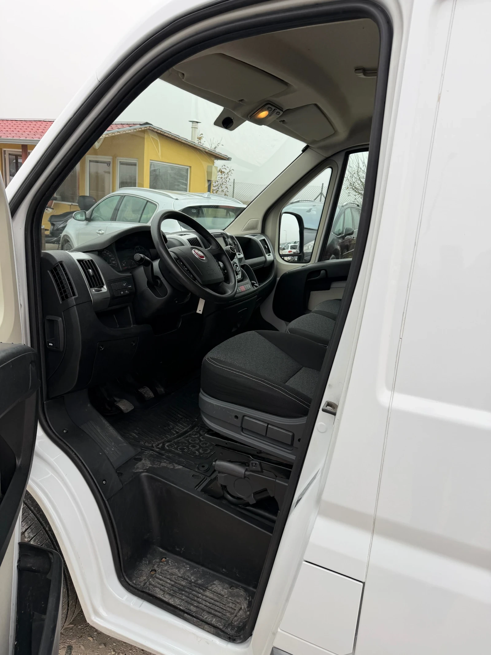 Fiat Ducato 2.3/130кс Климатик 222000км Сервизни документи  - изображение 9