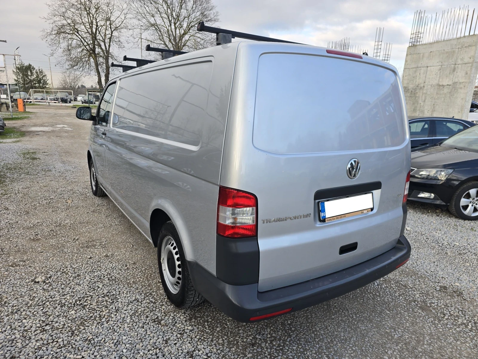 VW Transporter T-5 2.0TDI-84kc/ ПОДГРЕВ/ПЕЧКА/НАВИ/ПАРКТРОНИК, снимка 7 - Бусове и автобуси - 54059618