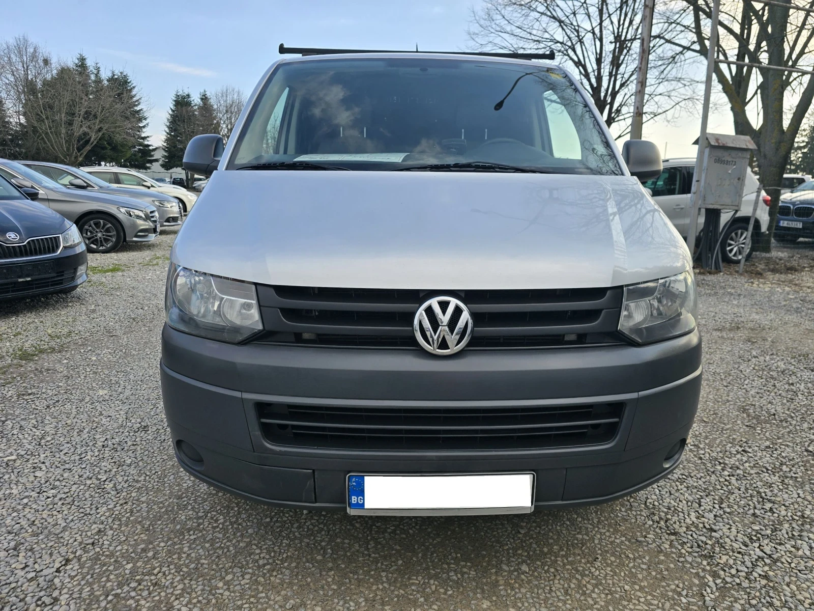 VW Transporter T-5 2.0TDI-84kc/ ПОДГРЕВ/ПЕЧКА/НАВИ/ПАРКТРОНИК, снимка 2 - Бусове и автобуси - 54059618