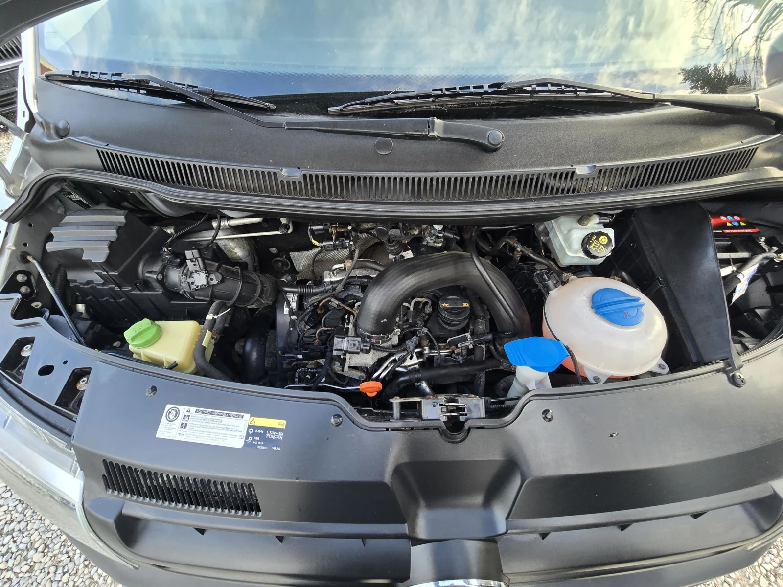 VW Transporter T-5 2.0TDI-84kc/ ПОДГРЕВ/ПЕЧКА/НАВИ/ПАРКТРОНИК, снимка 10 - Бусове и автобуси - 54059618