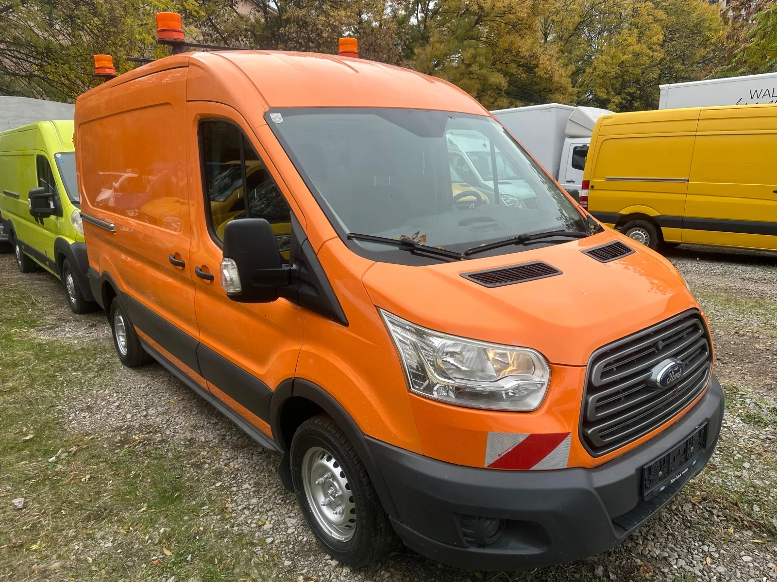 Ford Transit 2.2TDCI Климатик, снимка 6 - Бусове и автобуси - 56730327