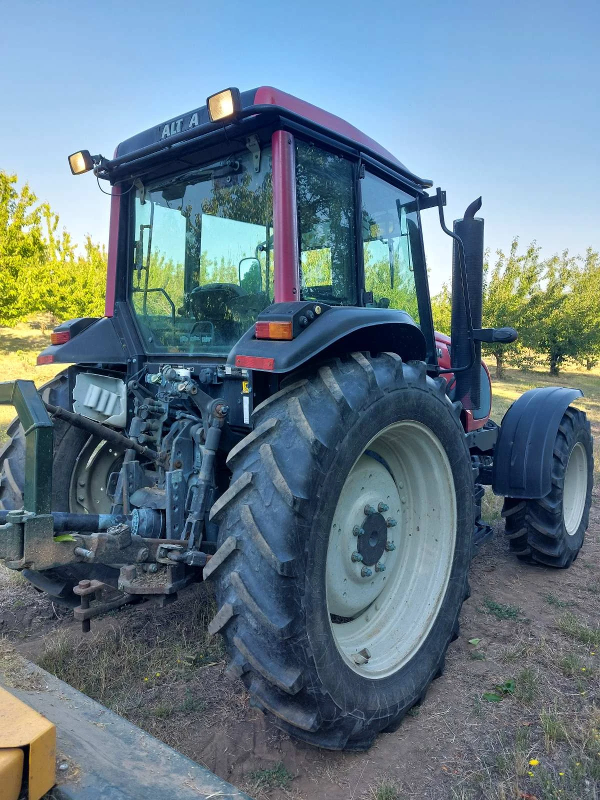 Трактор Valtra А93 - изображение 3
