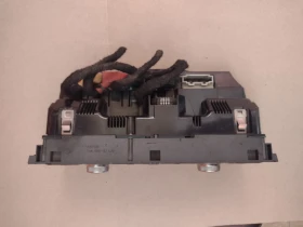 4F1820043R  панел климатик AUDI A6 4F 5HB008833-05, снимка 2