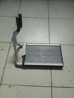 Радиатор парно вътрешен Киа Карнивал 2.7Б В6 автомат