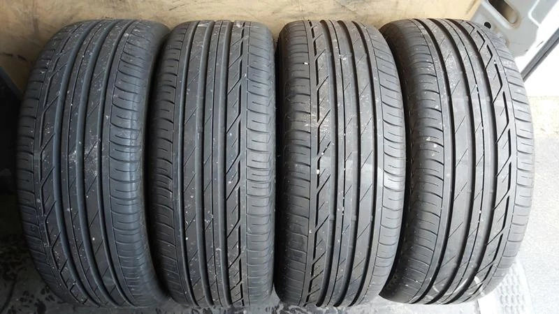 Гуми Летни 225/55R17, снимка 1 - Гуми и джанти - 27927564