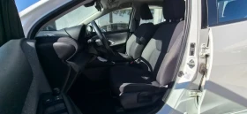 Toyota Auris ГАРАНЦИЯ 05.2031г., снимка 11