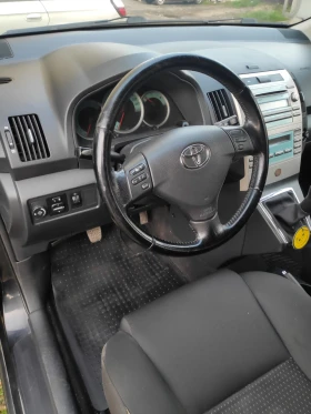 Toyota Corolla verso, снимка 10