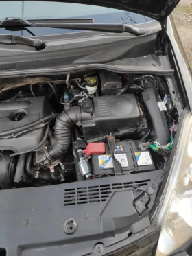 Toyota Corolla verso - 5100 € / 9974.73 лв. - 16644907 9