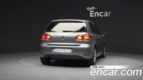 VW Golf - 8956 € - 58985573 4