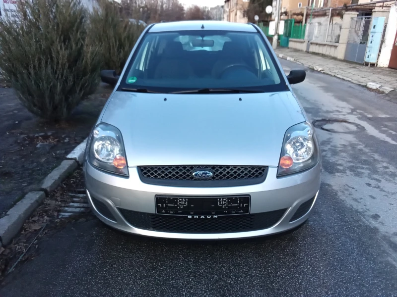 Ford Fiesta 1.3i-69kc. FACELIFT, снимка 2 - Автомобили и джипове - 49012270