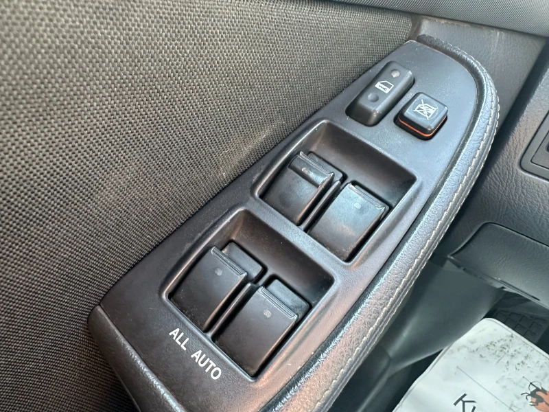 Toyota Avensis 2.2d 177 к.с., снимка 16 - Автомобили и джипове - 51065569