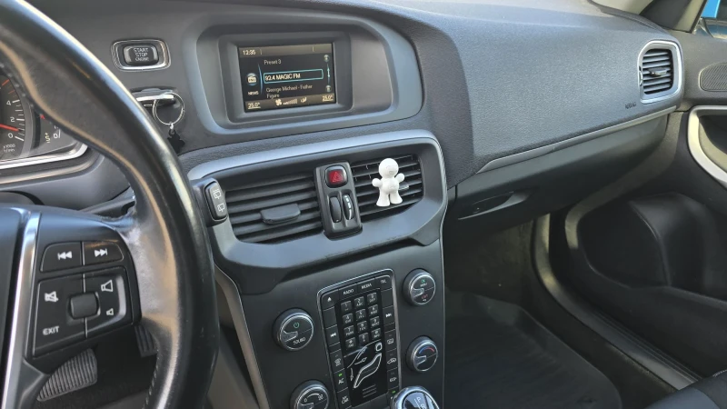 Volvo V40 2.0d 190к.с Automatic Evro 5B, снимка 12 - Автомобили и джипове - 52873224
