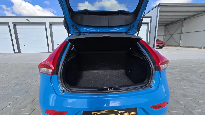 Volvo V40 2.0d 190к.с Automatic Evro 5B, снимка 15 - Автомобили и джипове - 52873224