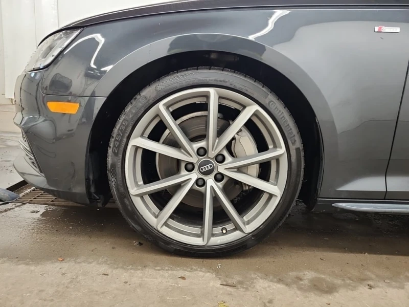 Audi A4 * PROGRESSIV * CARFAX * БЕЗ ПЪРВОНАЧАЛНА ВНОСКА, снимка 17 - Автомобили и джипове - 52957177