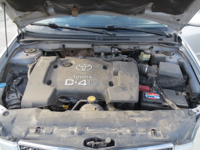 Toyota Corolla 2.0 D-4D , снимка 15 - Автомобили и джипове - 53052337