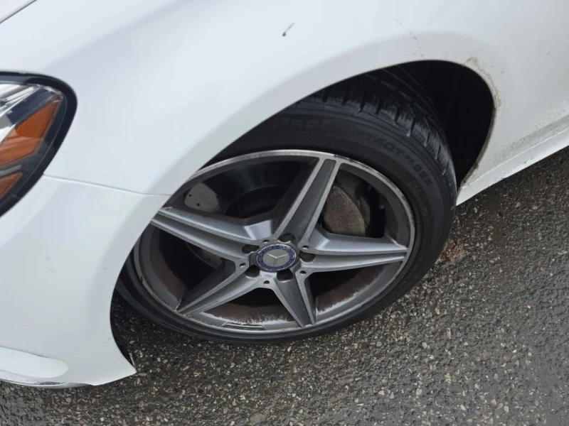 Mercedes-Benz C 300 * CARFAX * ПОДГРЕВ* ШИБИДАХ* + ГУМИ С ДЖАНТИ , снимка 7 - Автомобили и джипове - 53435096