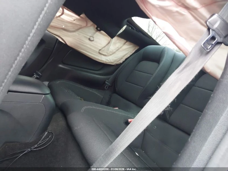 Ford Mustang 3.7l V6, снимка 8 - Автомобили и джипове - 53600493