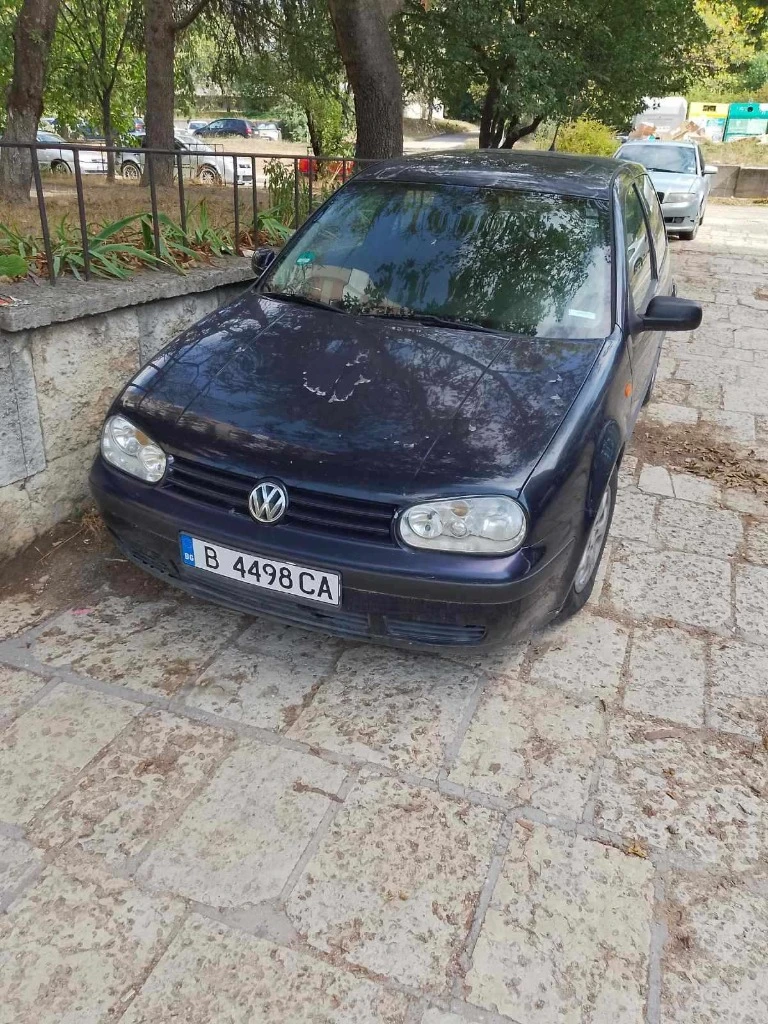 VW Golf 4, снимка 1 - Автомобили и джипове - 47200679