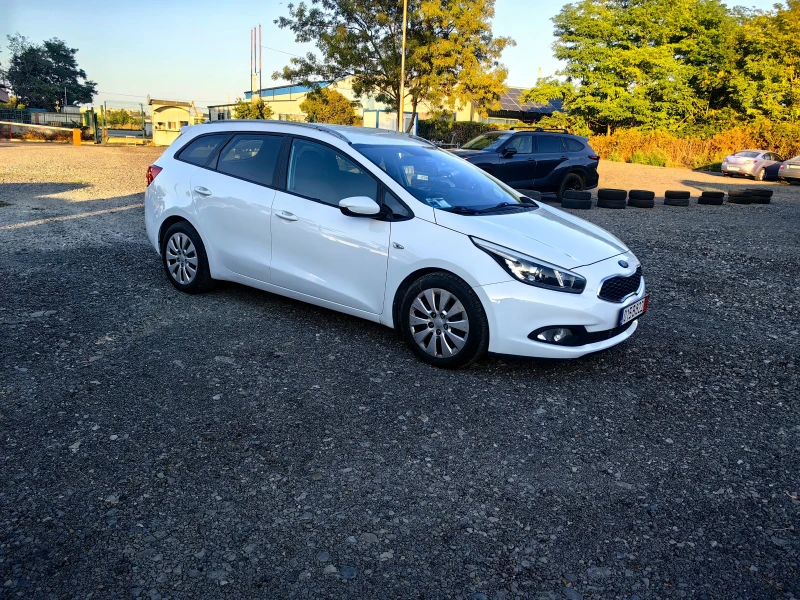 Kia Ceed 1.6 crdi 110 ks - 11800 лв. - 30120063 1