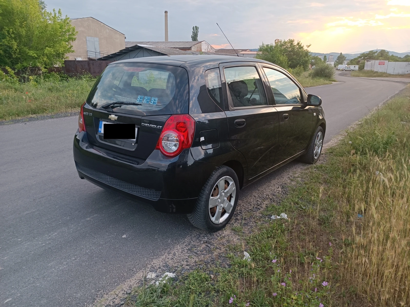 Chevrolet Aveo  - изображение 4