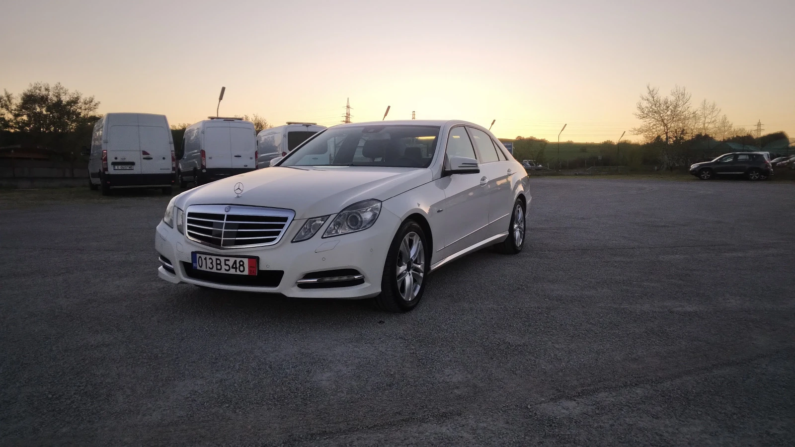 Mercedes-Benz E 350 Mercedes-Benz E-Klasse E 350 CDI 4Matic BlueEffici - [1] 