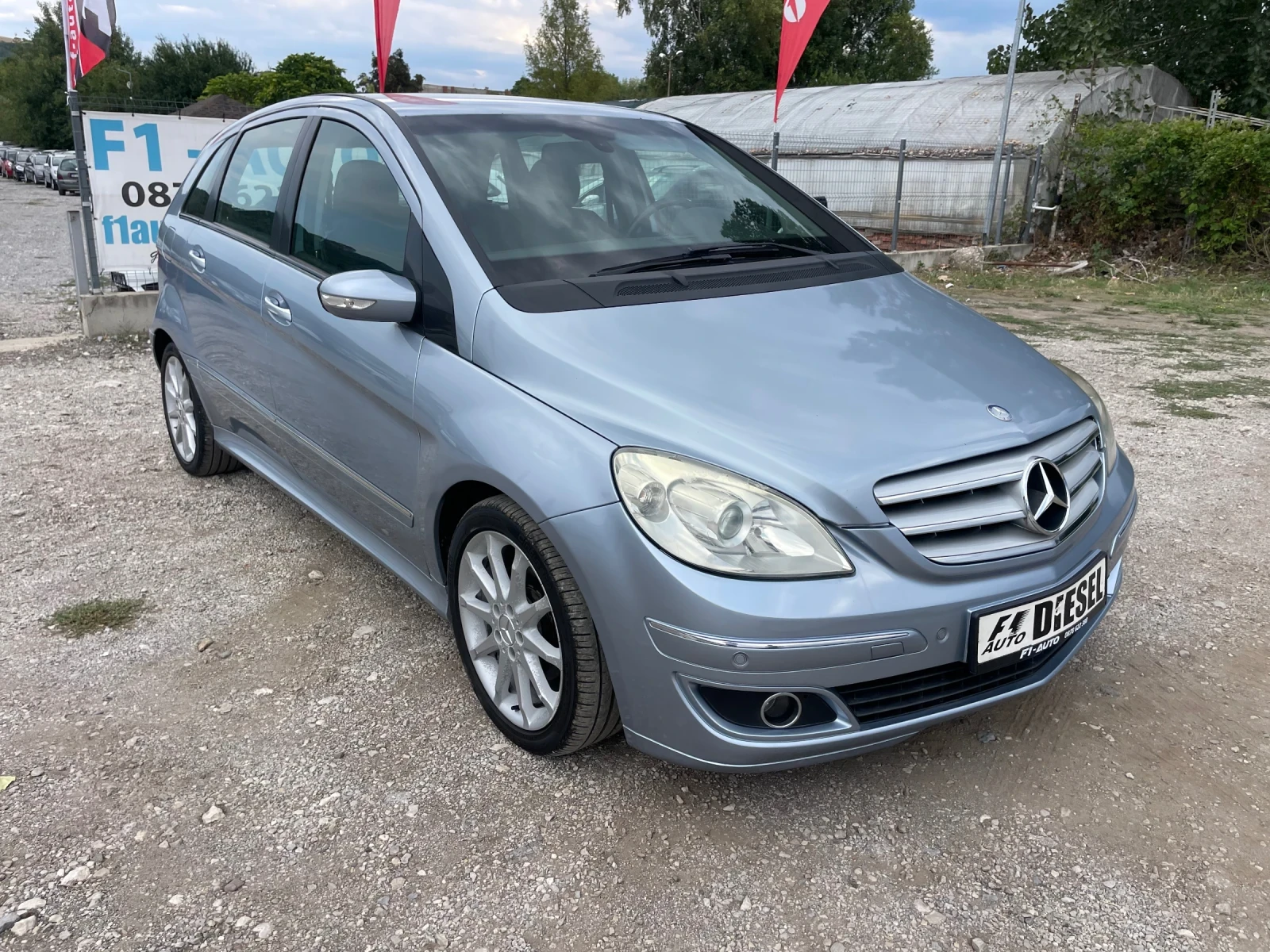 Mercedes-Benz B 180 2.0CDI-AVANGARD-ITALIA - изображение 3