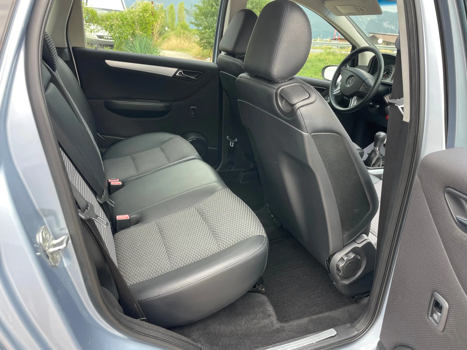 Mercedes-Benz B 180 2.0CDI-AVANGARD-ITALIA - изображение 6