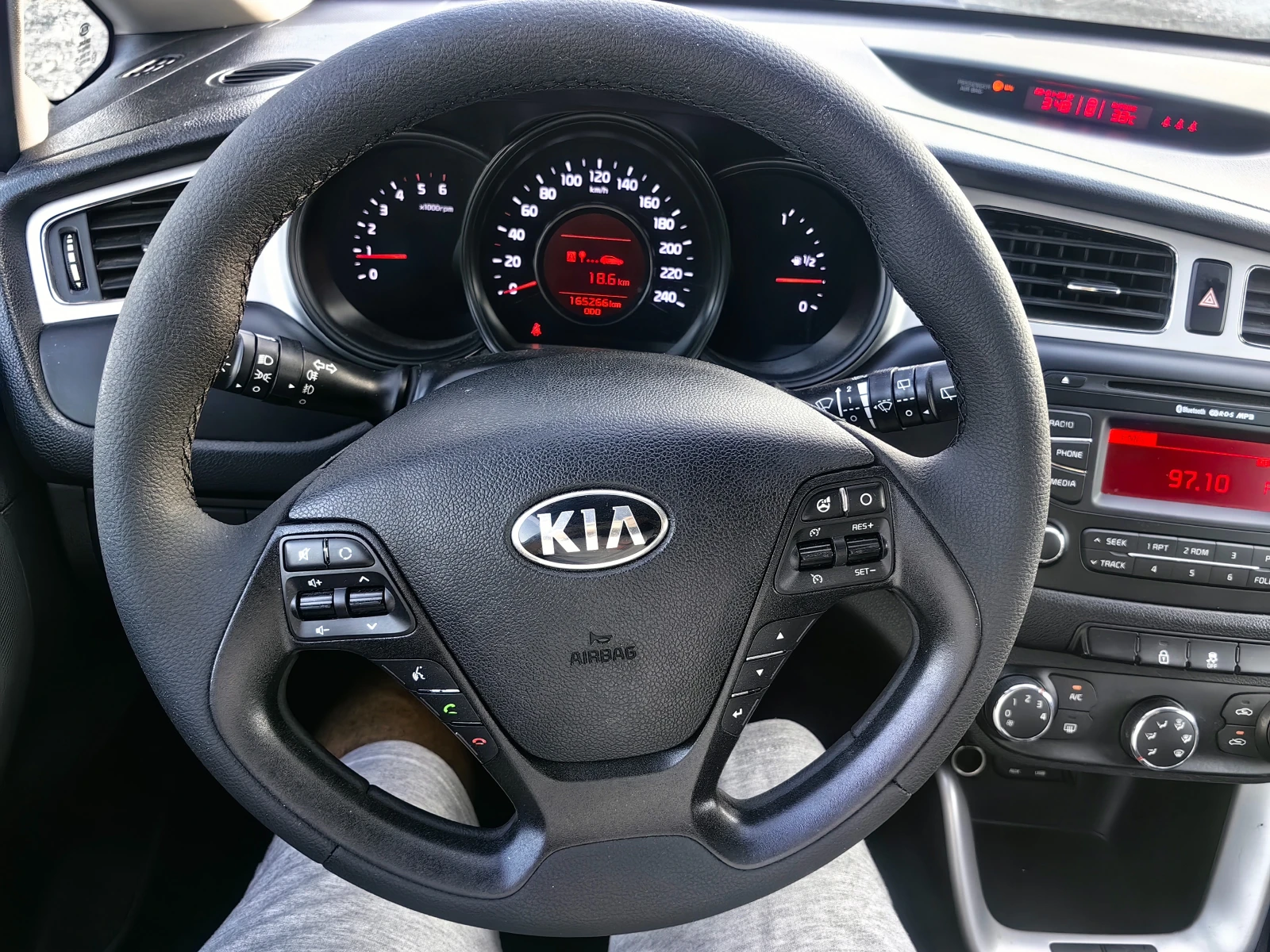 Kia Ceed 1.6 crdi 110 ks | Mobile.bg   14