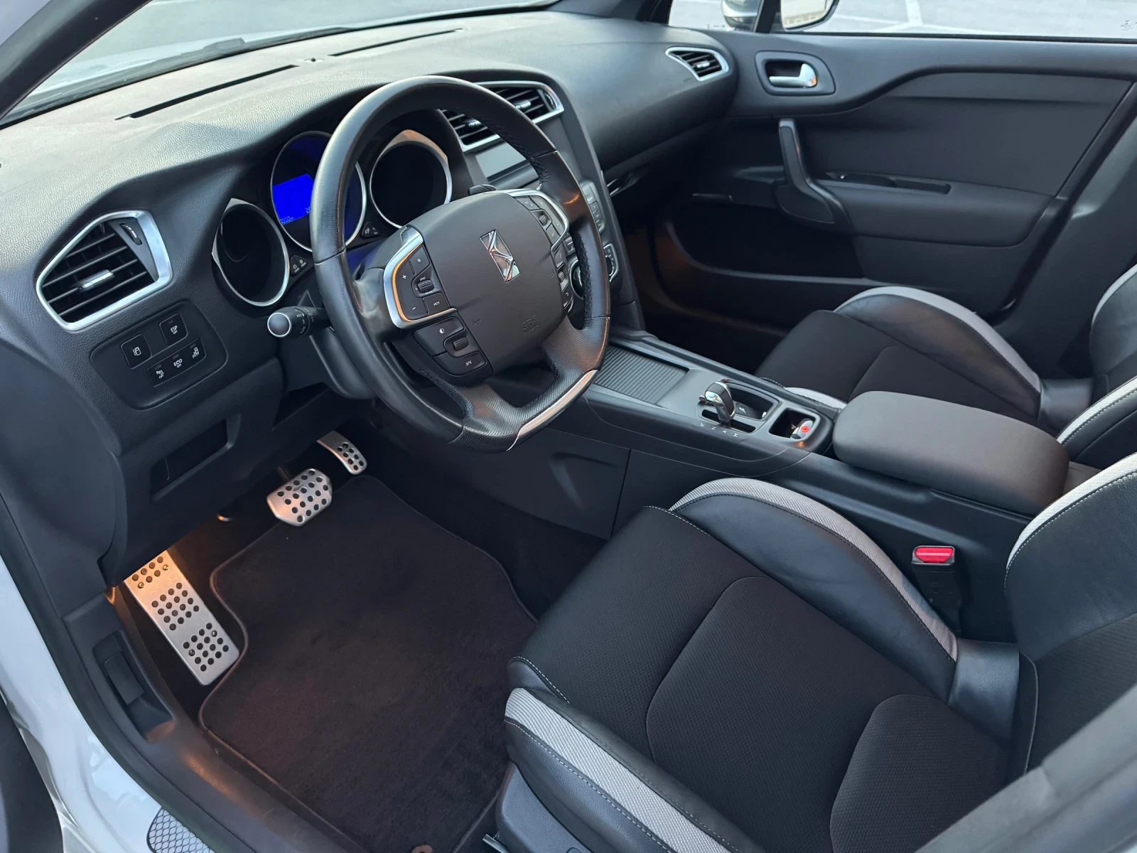 Citroen DS4 1.6 e-HDI AIRDREAM - AUTO/ BLIND SPOT/ 138.000 km! - изображение 8