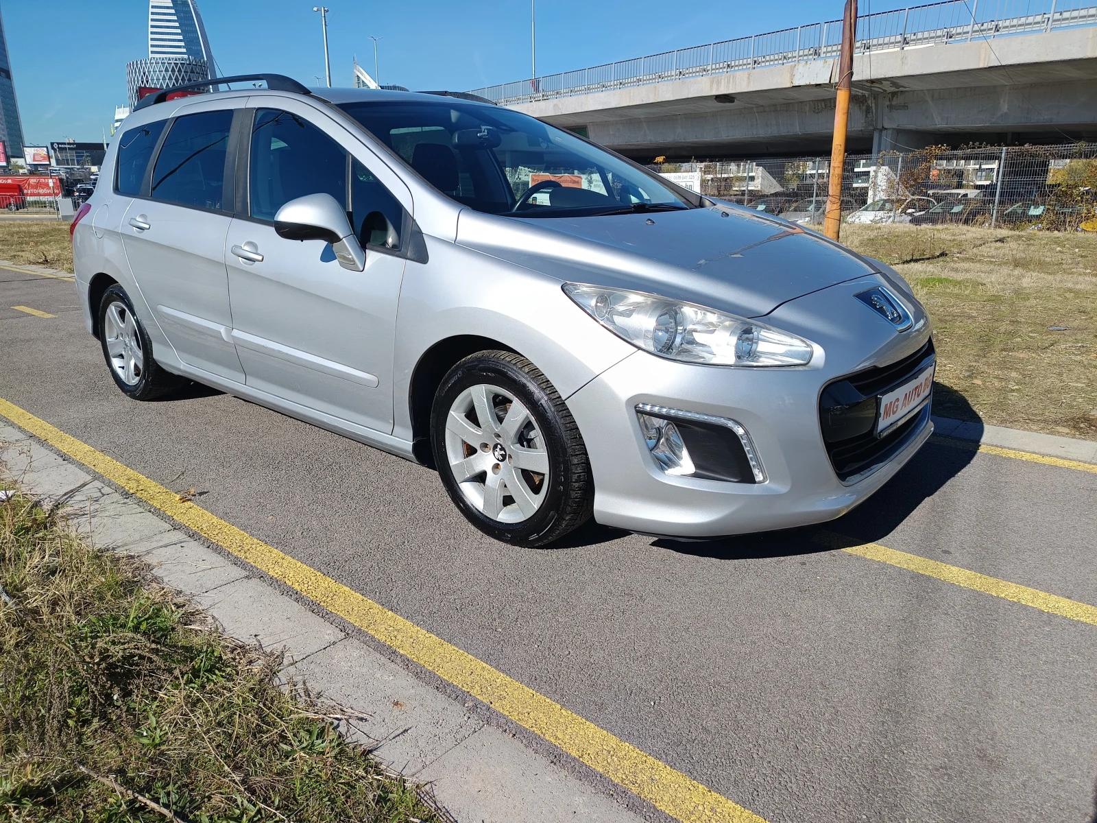 Peugeot 308 1.6 E-HDI - изображение 2