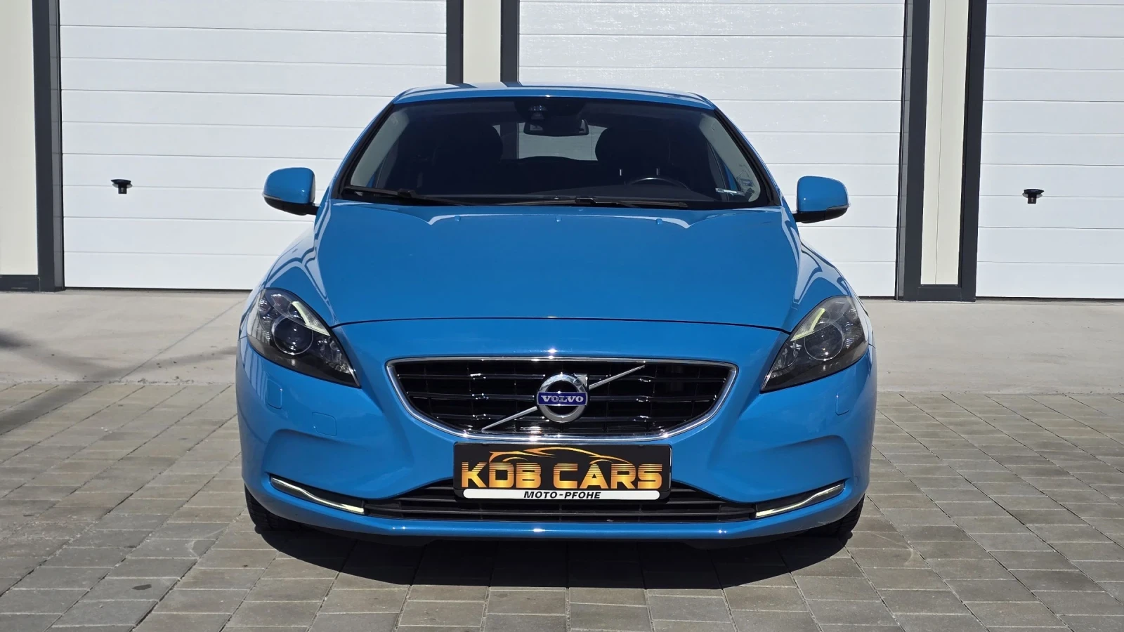 Volvo V40 2.0d 190к.с Automatic Evro 5B - изображение 2