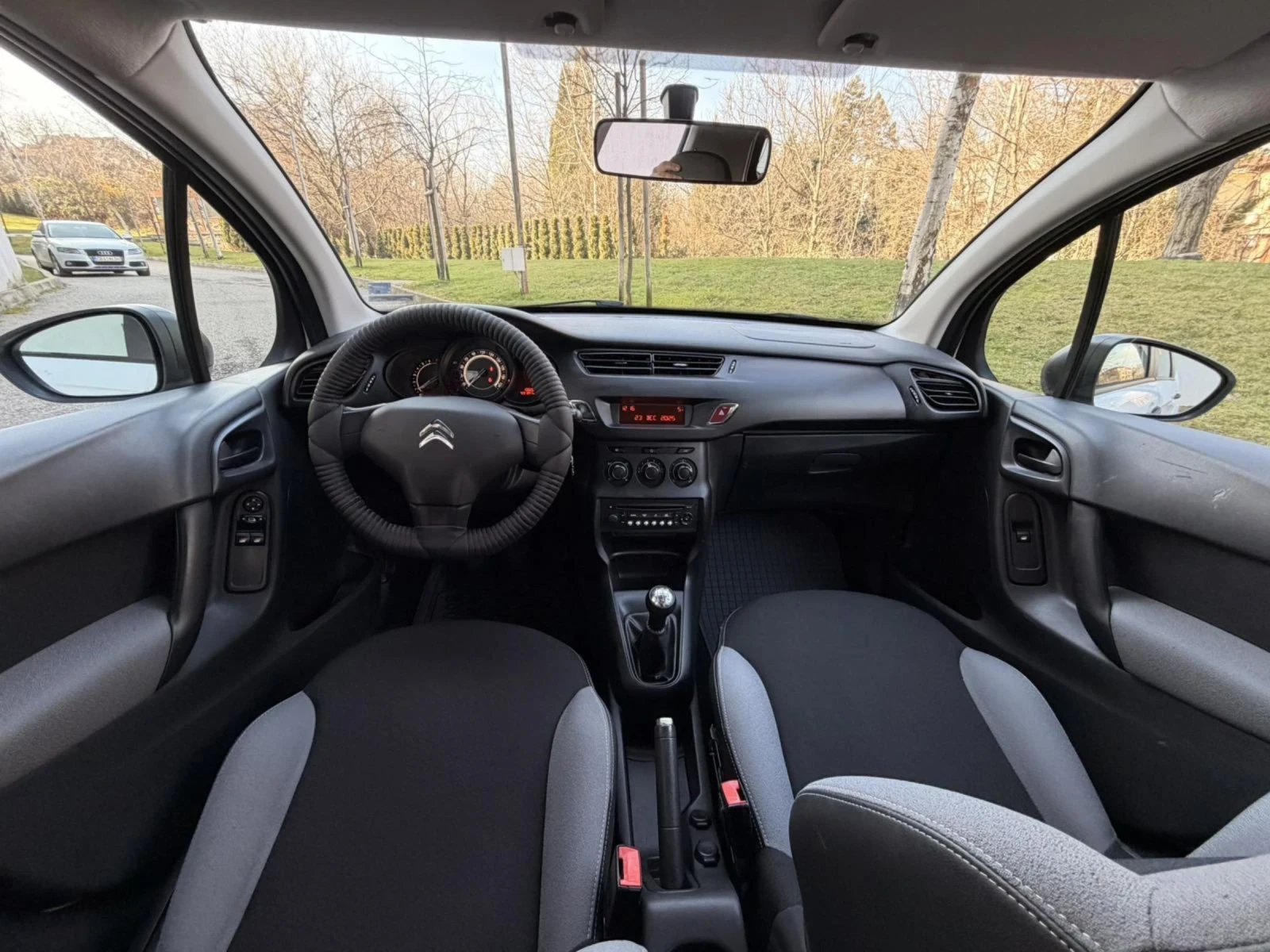 Citroen C3 1.0i / �����������  | Mobile.bg � ����������� 12