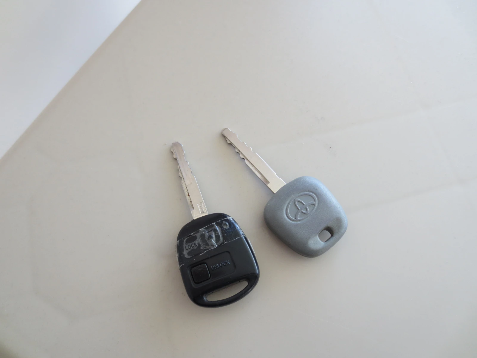 Toyota Corolla 2.0 D-4D  | Mobile.bg � ����������� 16