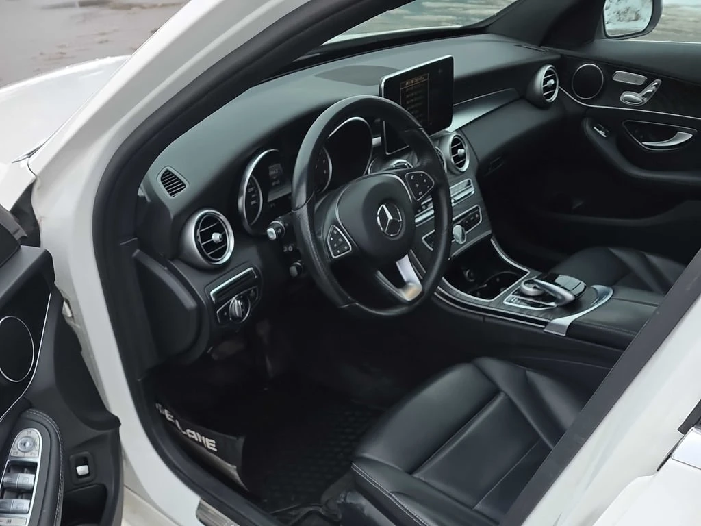 Mercedes-Benz C 300 * CARFAX * ПОДГРЕВ* ШИБИДАХ* + ГУМИ С ДЖАНТИ  - изображение 5