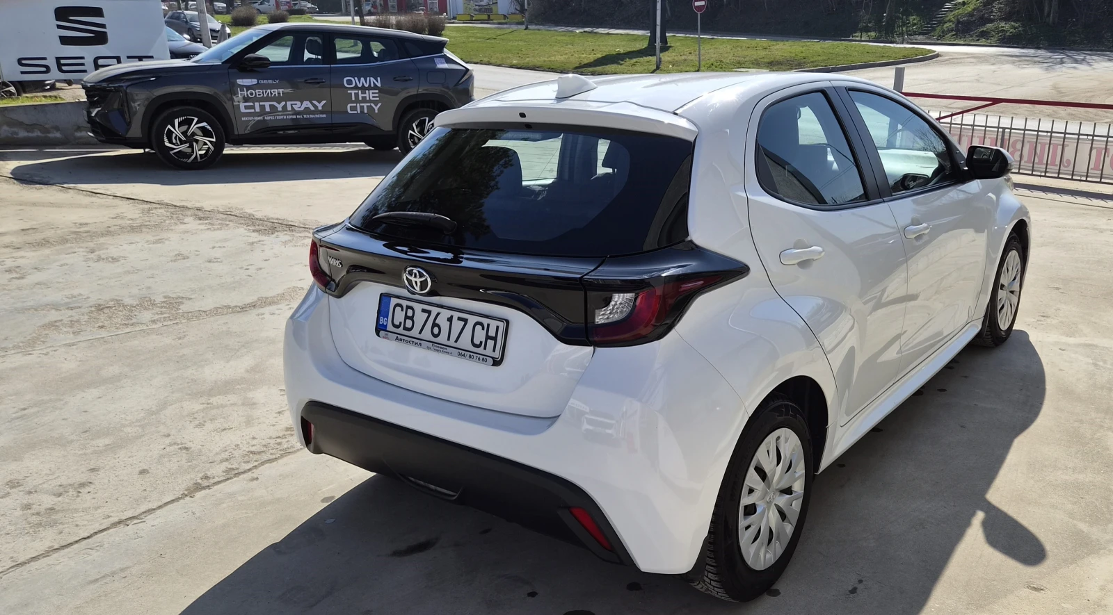 Toyota Auris ГАРАНЦИЯ 05.2031г., снимка 4 - Автомобили и джипове - 53854289