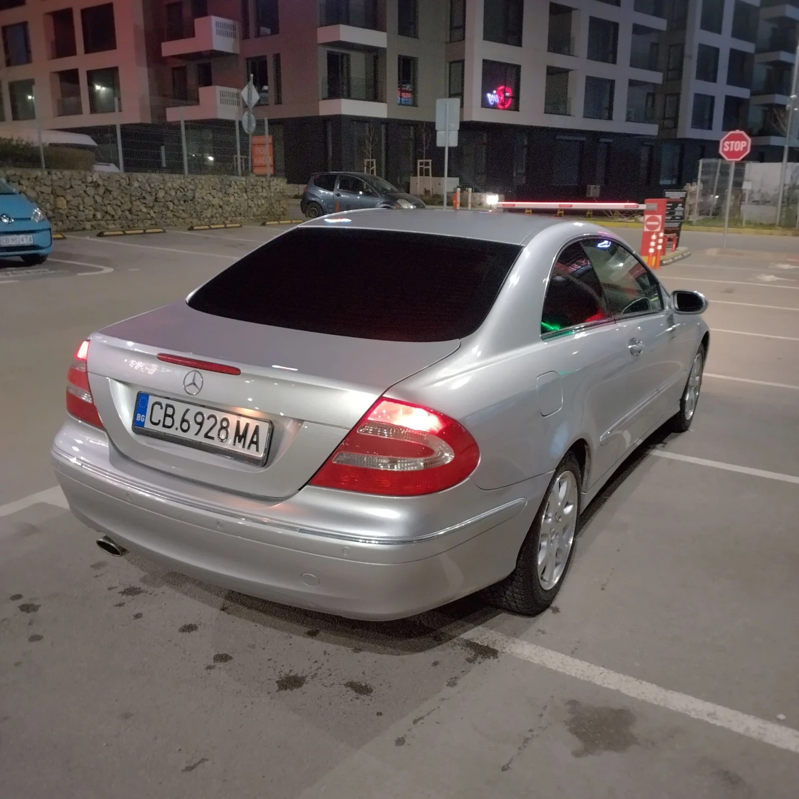Mercedes-Benz CLK 320 v6 AGU, снимка 5 - Автомобили и джипове - 53867156