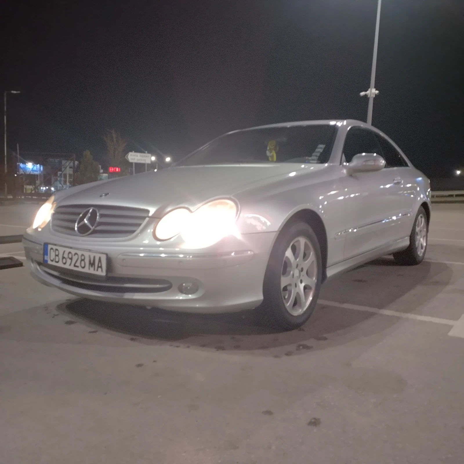 Mercedes-Benz CLK 320 v6 AGU, снимка 3 - Автомобили и джипове - 53867156
