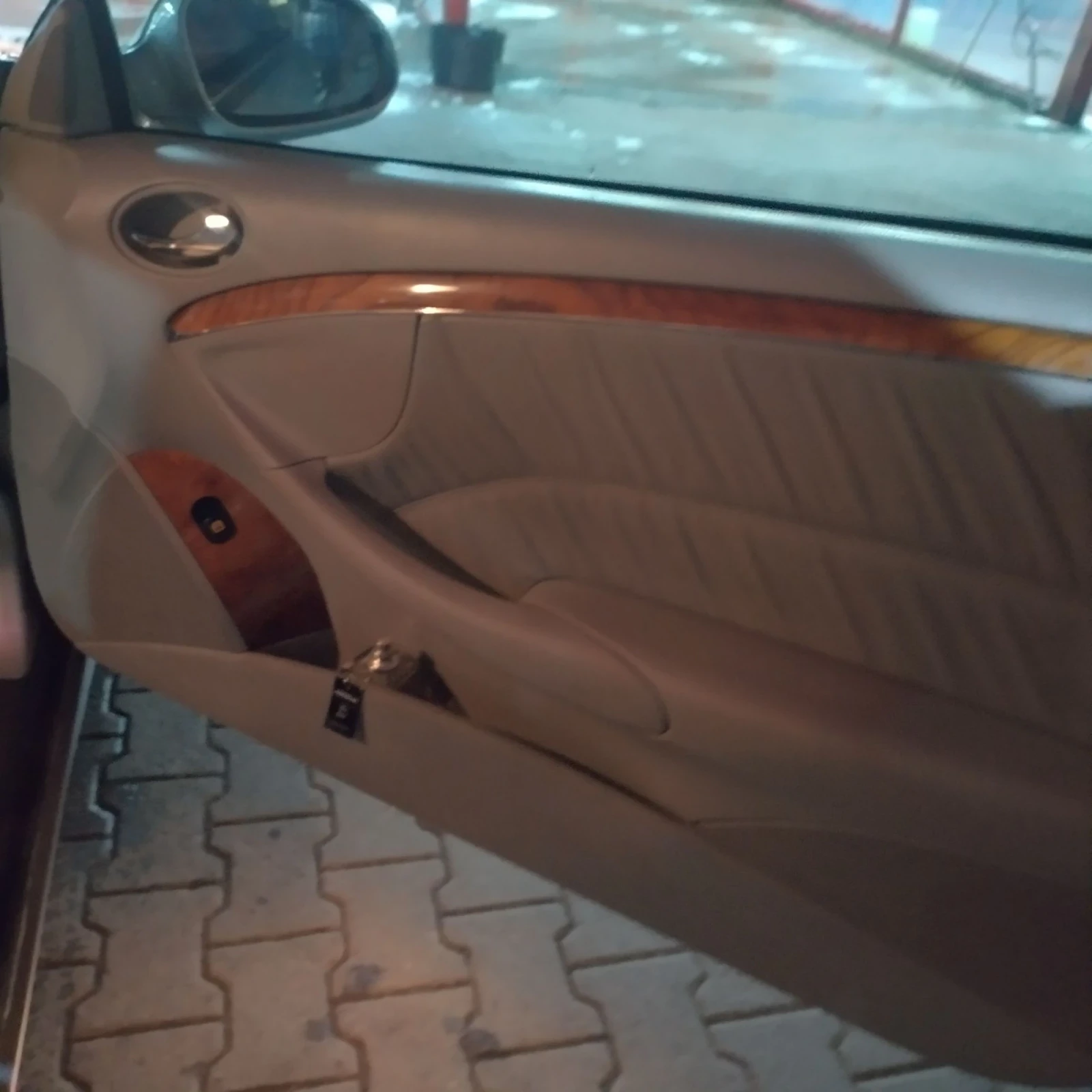 Mercedes-Benz CLK 320 v6 AGU, снимка 14 - Автомобили и джипове - 53867156