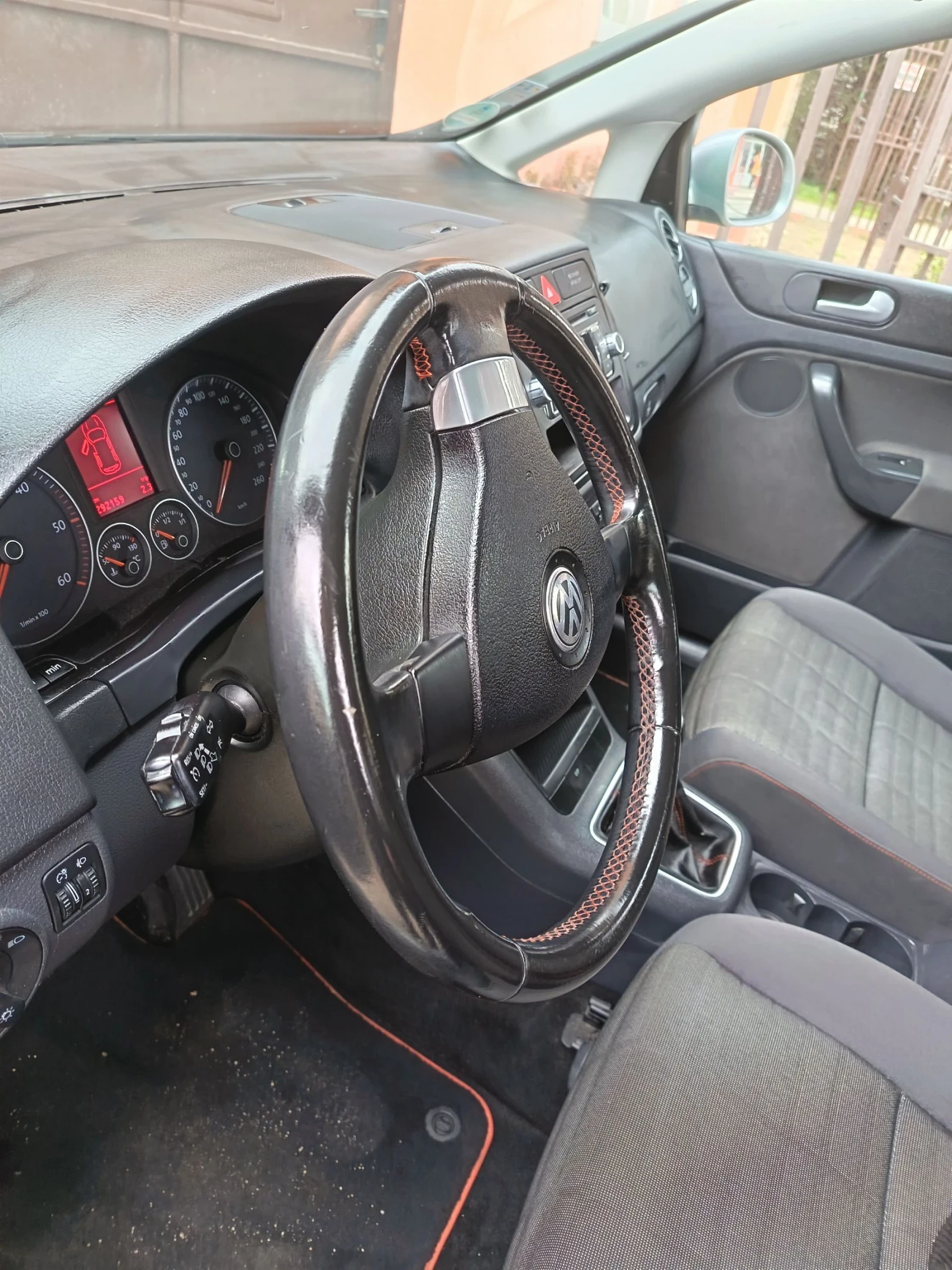 VW Golf Plus 1.9 * 105* , снимка 9 - Автомобили и джипове - 53902370